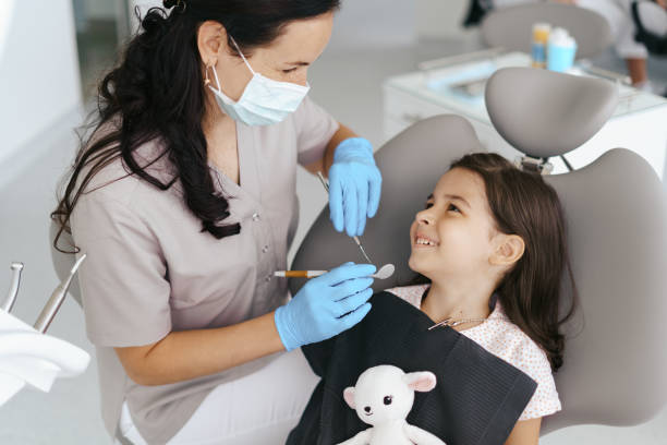 Best Emergency Dentist for Knocked-Out Tooth in Thornton, IL